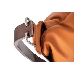 HE469-3-HE456-318 Fotel ARNI LOW z podnóżkiem - pomarańczowa ekoskóra, podstawa ciemna miedziana King Home