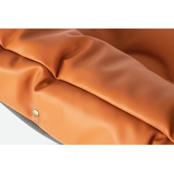 HE469-3-HE456-318 Fotel ARNI LOW z podnóżkiem - pomarańczowa ekoskóra, podstawa ciemna miedziana King Home