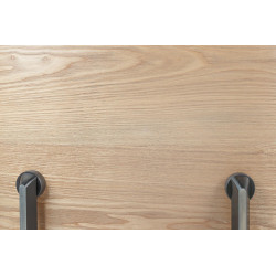 KH1501100104 Fotel LOUNGE HM czarny / jesion z podnóżkiem King Home